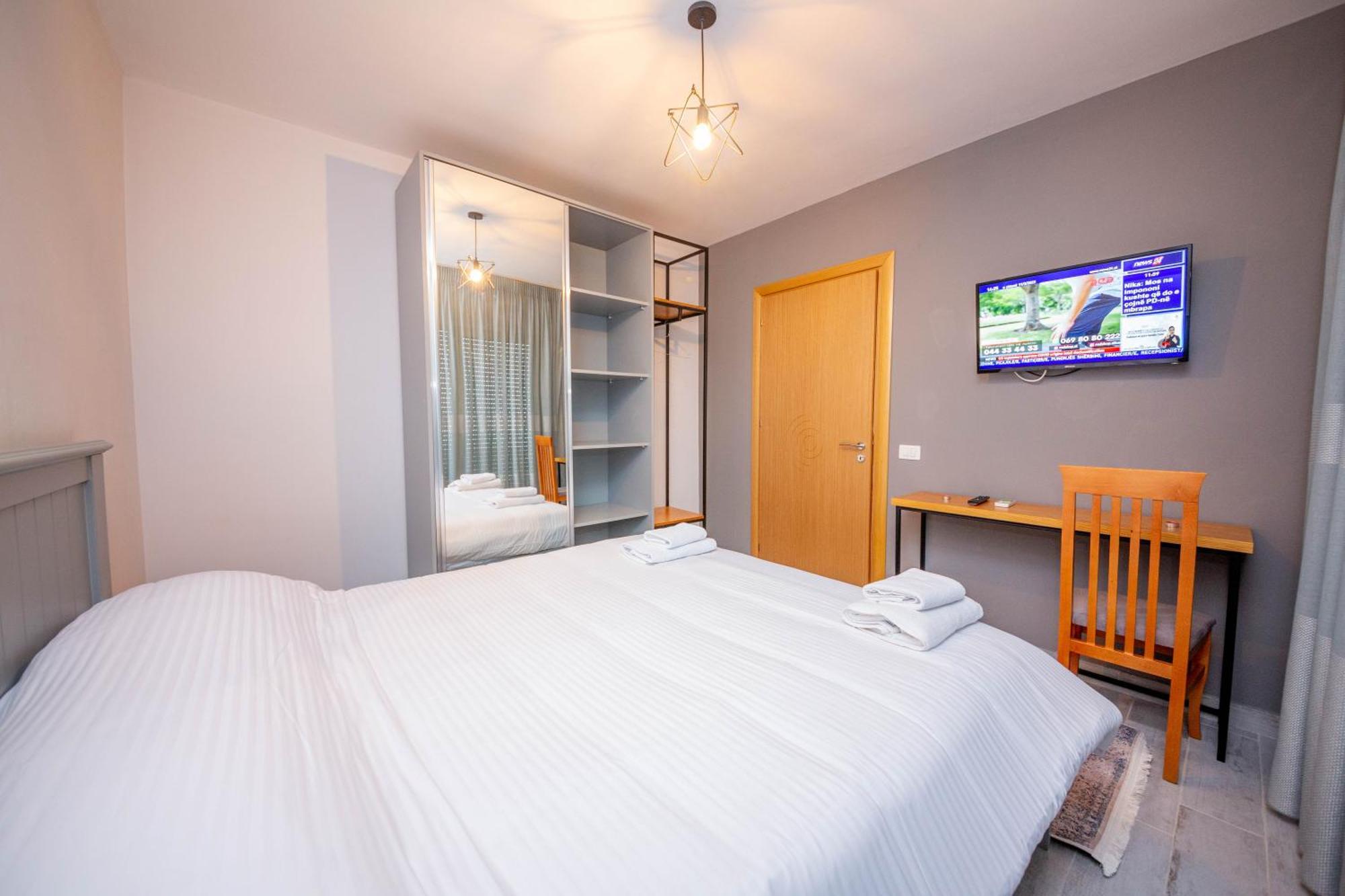 Aerial Hotel & Spa Vlorë エクステリア 写真