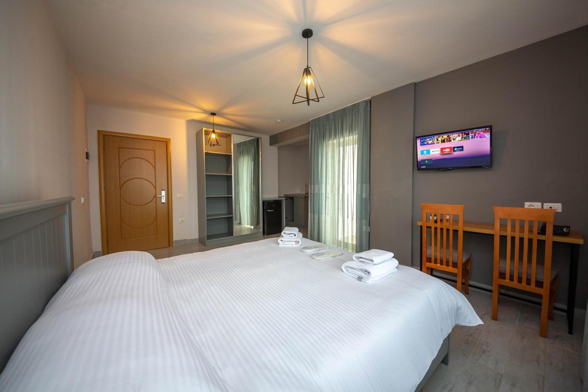 Aerial Hotel & Spa Vlorë エクステリア 写真