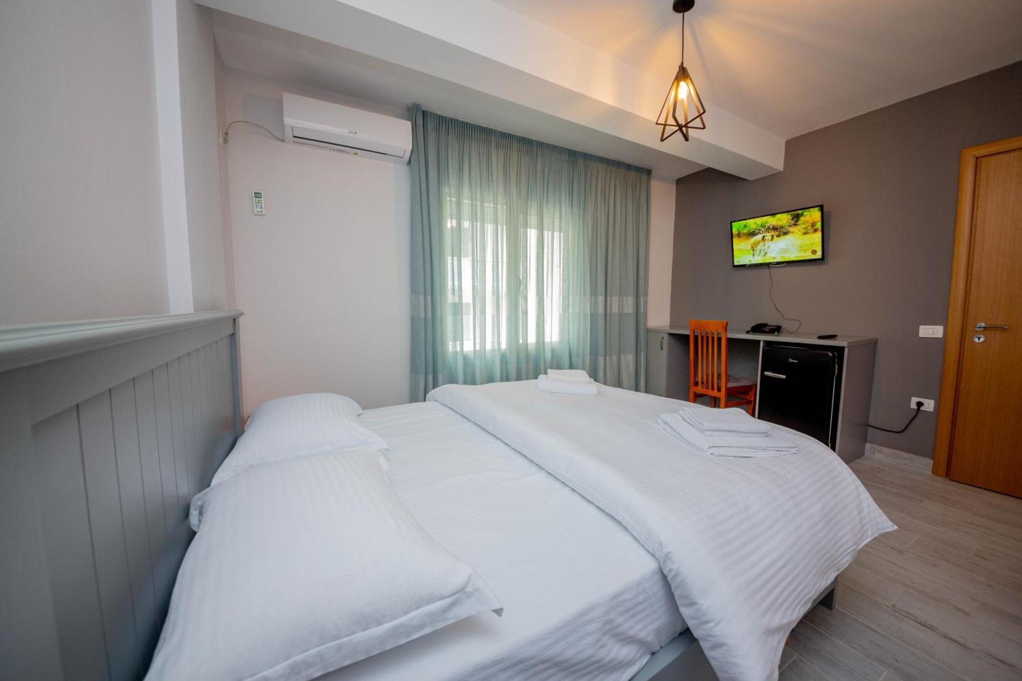 Aerial Hotel & Spa Vlorë エクステリア 写真